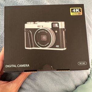 Digital camera
